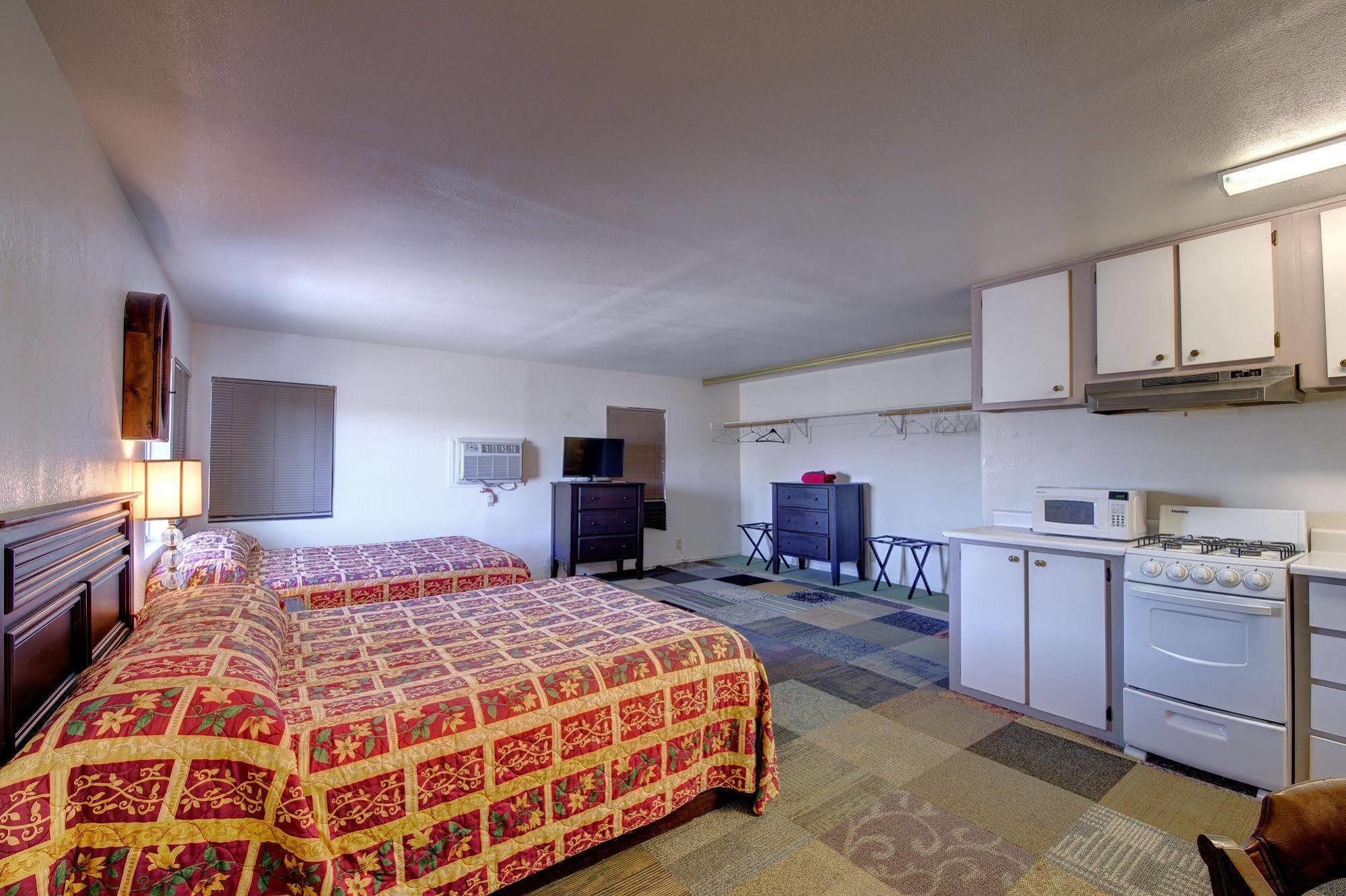 Crimson Hills Motel Parowan Extérieur photo