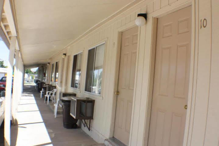 Crimson Hills Motel Parowan Extérieur photo